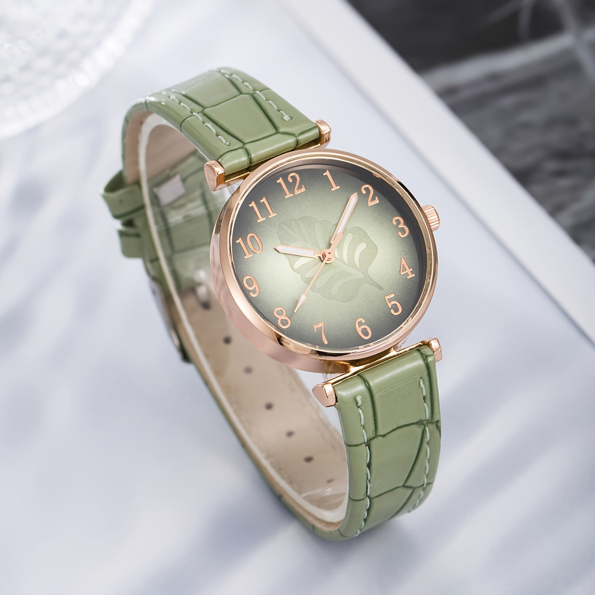 Fashion Leaf Women's Watch Set